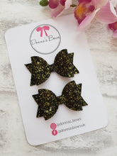 Load image into Gallery viewer, Khaki Glitter Bows