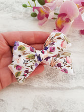 Load image into Gallery viewer, Floral Bow