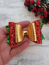 Load image into Gallery viewer, Traditional Christmas Hairbow
