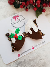 Load image into Gallery viewer, Christmas Pud Bow