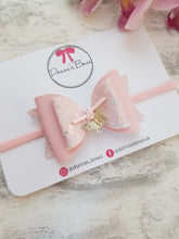 Load image into Gallery viewer, Butterfly Charm Bow