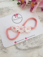 Load image into Gallery viewer, Pink Daisy Baby Band