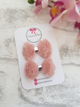 Load image into Gallery viewer, Furry Pigtail Bows