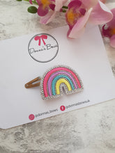 Load image into Gallery viewer, Rainbow Snap Clip