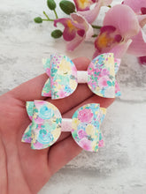 Load image into Gallery viewer, Mint Floral Pigtails