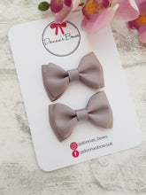 Load image into Gallery viewer, Grey Ribbon Pigtails