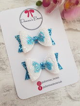 Load image into Gallery viewer, Blue Shaker Pigtails