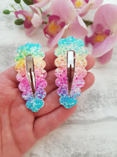 Load image into Gallery viewer, Glitter Effect Snap Clips