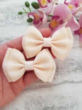 Load image into Gallery viewer, Cream Pigtails