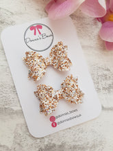 Load image into Gallery viewer, Teeny Goldy Pigtails