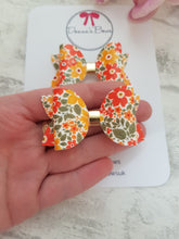 Load image into Gallery viewer, Floral Pigtails