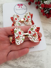 Load image into Gallery viewer, Rudolph Pigtails