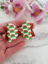 Load image into Gallery viewer, Welsh Pigtails