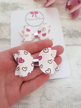 Load image into Gallery viewer, Heart Pigtails