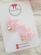Load image into Gallery viewer, Butterfly Lace Clippies