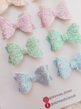 Load image into Gallery viewer, Teeny Pigtail Set