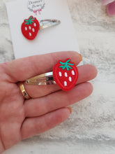 Load image into Gallery viewer, Strawberry Snap Clips