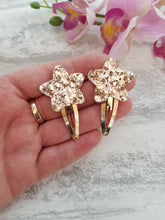 Load image into Gallery viewer, Rose Gold Star Clips