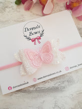 Load image into Gallery viewer, Butterfly Bow