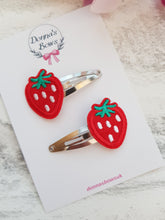 Load image into Gallery viewer, Strawberry Snap Clips