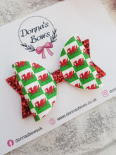 Load image into Gallery viewer, Welsh Hairbow