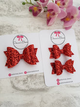 Load image into Gallery viewer, Red Glitter Bow
