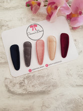 Load image into Gallery viewer, Velvet Snap Clips