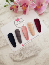 Load image into Gallery viewer, Velvet Snap Clips