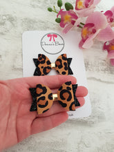 Load image into Gallery viewer, Classic Leopard Print Pigtails