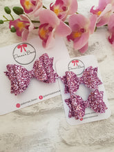 Load image into Gallery viewer, Dusky Lilac Classic Bow