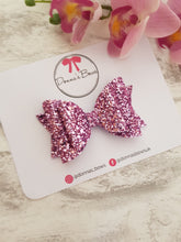 Load image into Gallery viewer, Dusky Lilac Classic Bow