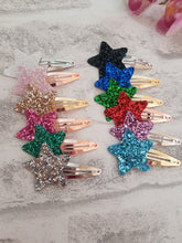 Load image into Gallery viewer, Pair of Star Snap Clips