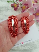 Load image into Gallery viewer, Red Snap Clip Set