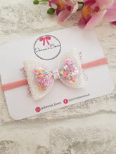 Load image into Gallery viewer, Shaker Glitter Bow