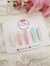 Load image into Gallery viewer, Fringe clips