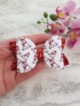 Load image into Gallery viewer, Polar Bear Bow