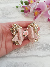 Load image into Gallery viewer, Gold Rose Bow