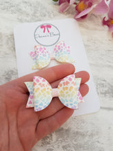 Load image into Gallery viewer, Ombré Leopard Pigtails