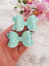 Load image into Gallery viewer, Mint Pigtails