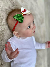 Load image into Gallery viewer, Welsh Flag Hairbows