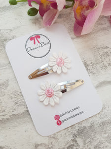 Mini Daisy Clips