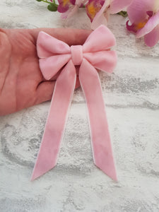 Velvet Tail Bow