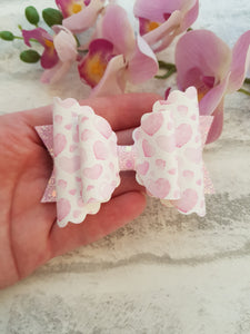 Pink Hearts Bow