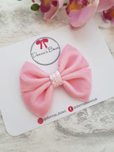 Load image into Gallery viewer, Pink Velvet Bow
