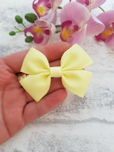 Load image into Gallery viewer, Yellow Ribbon Pigtails
