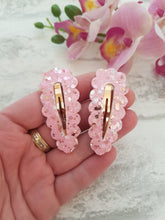 Load image into Gallery viewer, Pinky Gold Clips
