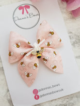 Load image into Gallery viewer, Bee Charm Bow
