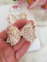 Load image into Gallery viewer, Goldie Pigtails
