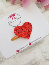 Load image into Gallery viewer, Big Heart Clip
