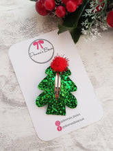 Load image into Gallery viewer, Christmas Tree Snap Clip
